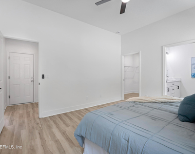 7467 Donald Street - Photo Thumbnail 16