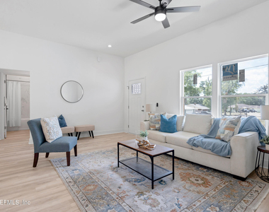 7467 Donald Street - Photo Thumbnail 4