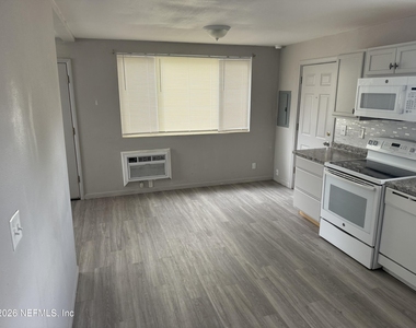 5659 Ansley Street - Photo Thumbnail 4