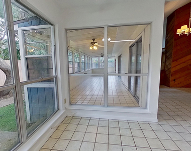 1615 Seminole Road - Photo Thumbnail 10