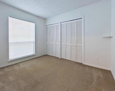 1615 Seminole Road - Photo Thumbnail 15