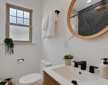 4725 French Street - Photo Thumbnail 6