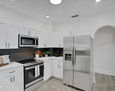4725 French Street - Photo Thumbnail 33