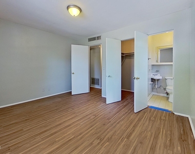 3034 Belden Street - Photo Thumbnail 5