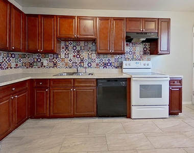 3034 Belden Street - Photo Thumbnail 3