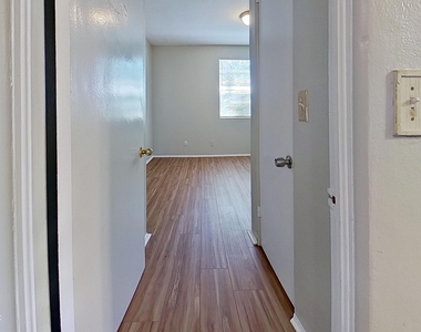 3034 Belden Street - Photo Thumbnail 7