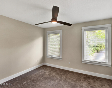 218 E 2nd Street - Photo Thumbnail 11