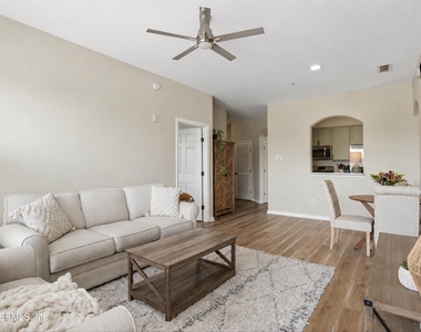 7990 Baymeadows Road - Photo Thumbnail 10