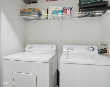 7990 Baymeadows Road - Photo Thumbnail 4