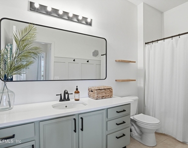 7990 Baymeadows Road - Photo Thumbnail 18