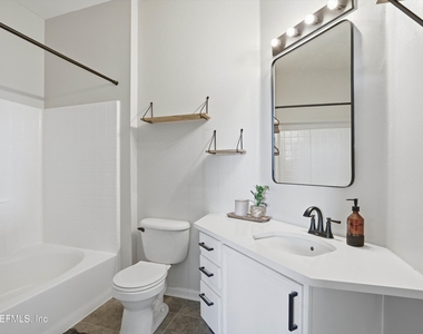 7990 Baymeadows Road - Photo Thumbnail 14