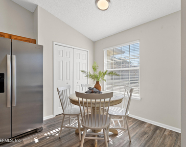 13241 Mendenhall Place - Photo Thumbnail 16