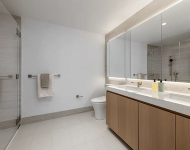 255 East 39th Street - Photo Thumbnail 3