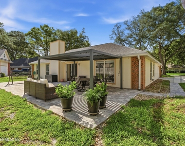 421 Chicopee Court - Photo Thumbnail 36