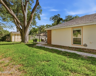 421 Chicopee Court - Photo Thumbnail 4