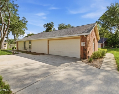 421 Chicopee Court - Photo Thumbnail 5