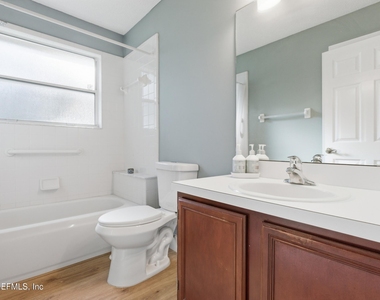 421 Chicopee Court - Photo Thumbnail 9