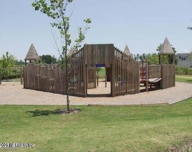 1761 Highland View Drive - Photo Thumbnail 42