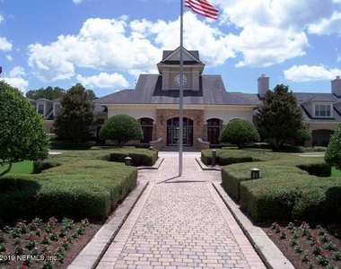 1761 Highland View Drive - Photo Thumbnail 33