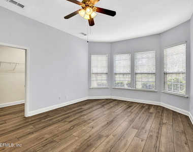 1761 Highland View Drive - Photo Thumbnail 8