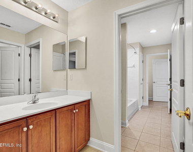 1761 Highland View Drive - Photo Thumbnail 22