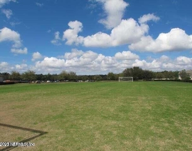 1761 Highland View Drive - Photo Thumbnail 40