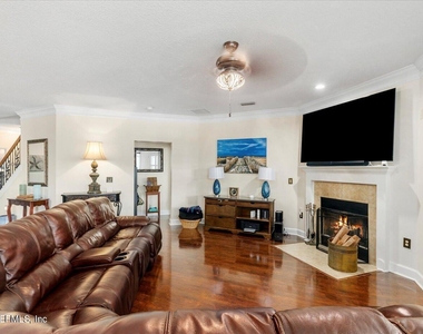 1687 Majestic View Lane - Photo Thumbnail 13
