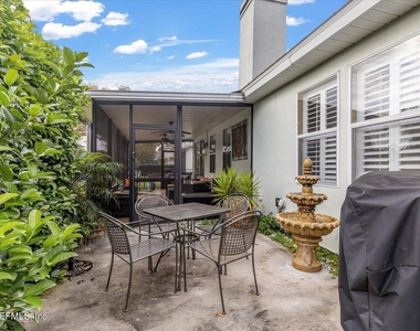 1687 Majestic View Lane - Photo Thumbnail 31