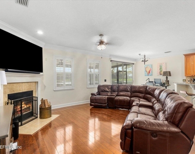 1687 Majestic View Lane - Photo Thumbnail 12
