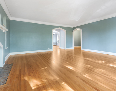 6549 N Mozart Street - Photo Thumbnail 3
