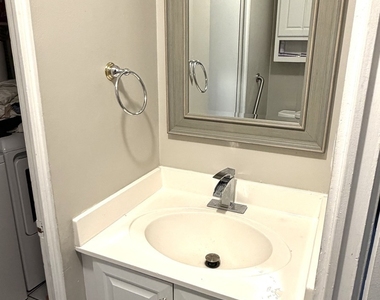 1531 Palmgren Drive - Photo Thumbnail 6