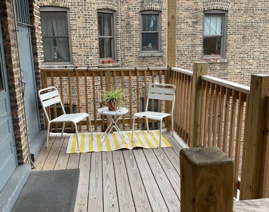 640 W Roscoe Street - Photo Thumbnail 13