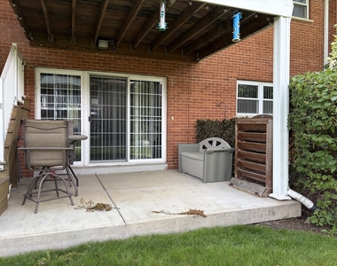 167 E Palatine Road - Photo Thumbnail 12