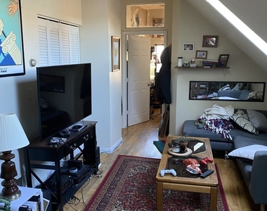 3423 N Paulina Street - Photo Thumbnail 3