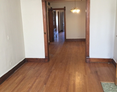 2337 N Bosworth Avenue - Photo Thumbnail 1