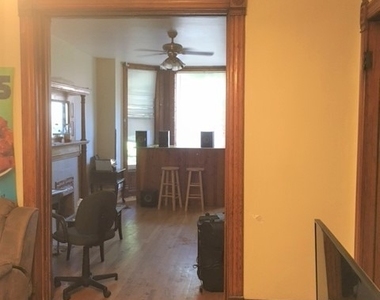 2337 N Bosworth Avenue - Photo Thumbnail 5