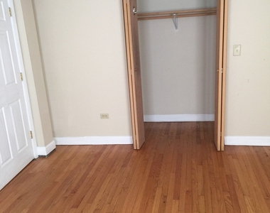 2337 N Bosworth Avenue - Photo Thumbnail 6