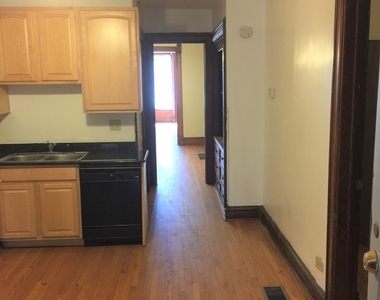 2337 N Bosworth Avenue - Photo Thumbnail 10