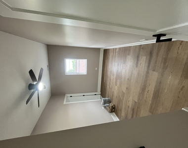 2129 W 18th Place - Photo Thumbnail 4