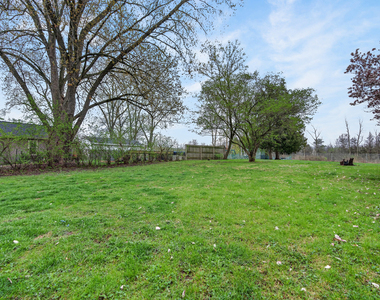 320 Chalmers Street - Photo Thumbnail 14