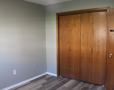 2902 31st Street - Photo Thumbnail 6