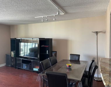 10 E Ontario Street - Photo Thumbnail 6