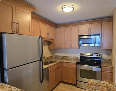 10 E Ontario Street - Photo Thumbnail 7