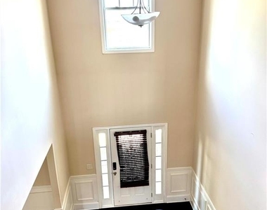 3415 Pointe Vecchio Cir E - Photo Thumbnail 5