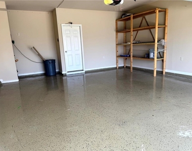 3415 Pointe Vecchio Cir E - Photo Thumbnail 18