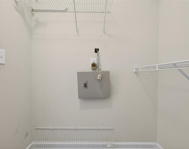 2885ab Stonehenge Court - Photo Thumbnail 40