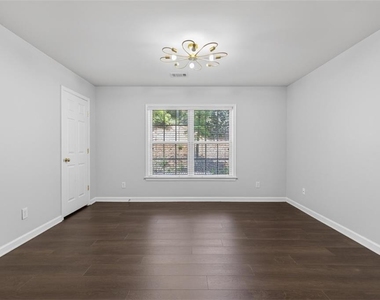 2885ab Stonehenge Court - Photo Thumbnail 29
