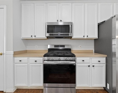2885ab Stonehenge Court - Photo Thumbnail 20