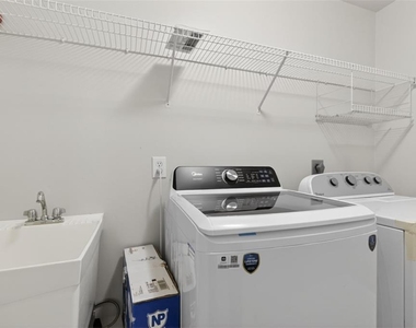 2885ab Stonehenge Court - Photo Thumbnail 47