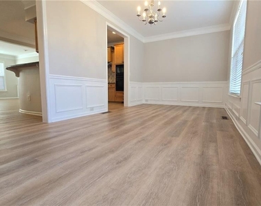6099 Prestwood Drive - Photo Thumbnail 2